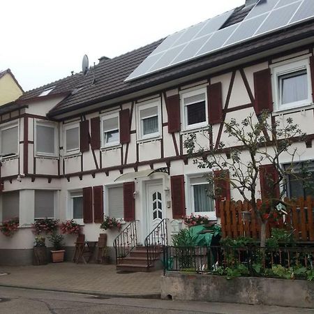 Privatzimmer San Ringsheim Eksteriør billede