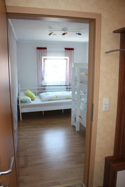 Privatzimmer San Ringsheim Eksteriør billede