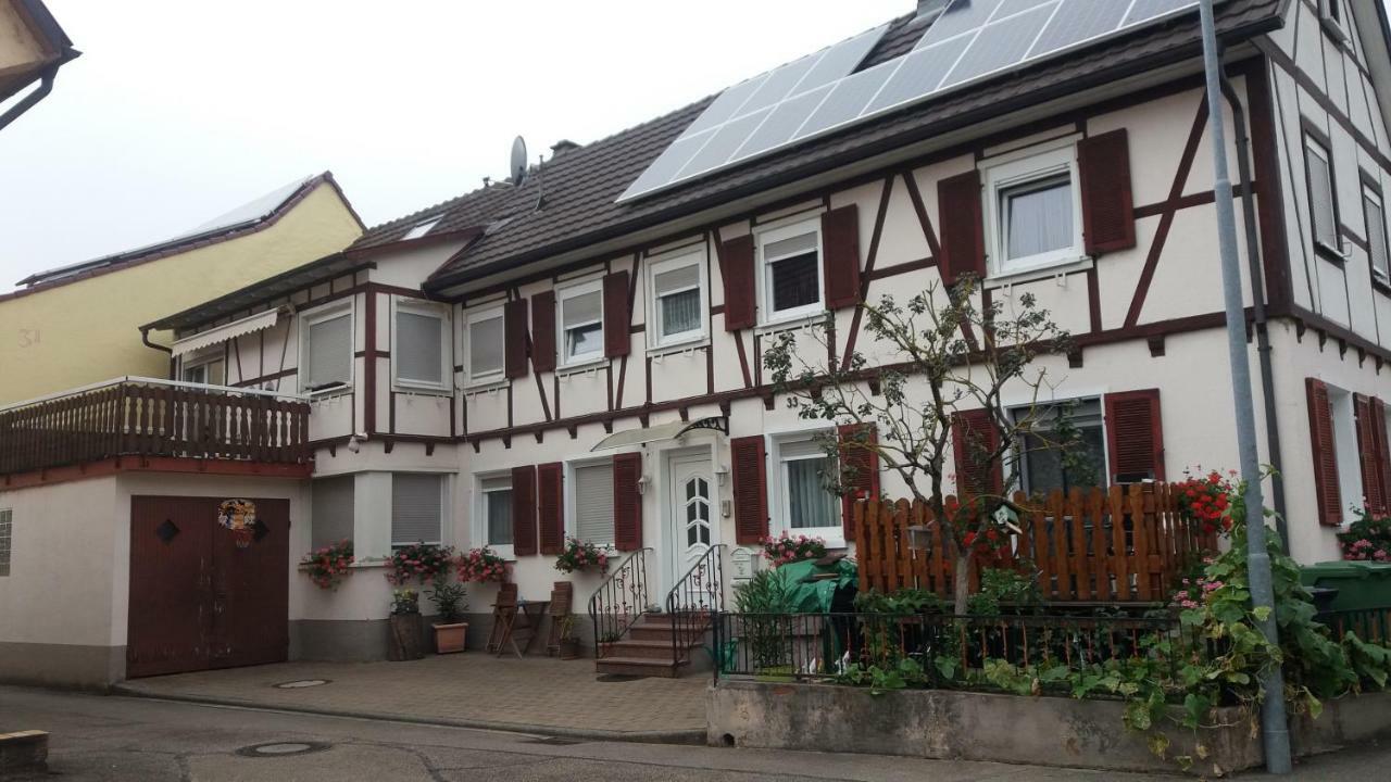 Privatzimmer San Ringsheim Eksteriør billede
